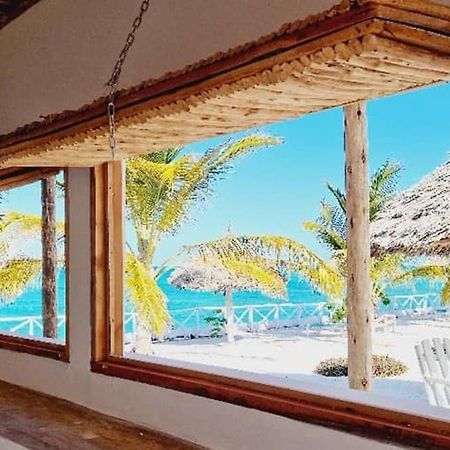 Aquamarina Hotel Джамбиани Экстерьер фото
